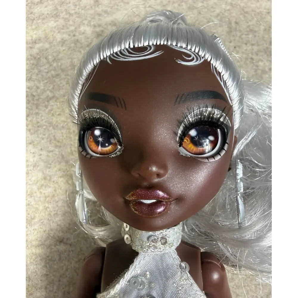 Rainbow High Rainbow Vision Divas Ayesha Sterling fashion doll